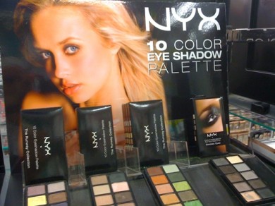 NYX 10 Color Eye Shadow Palettes