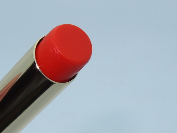 L’Oreal Colour Riche Caresse Stick 8