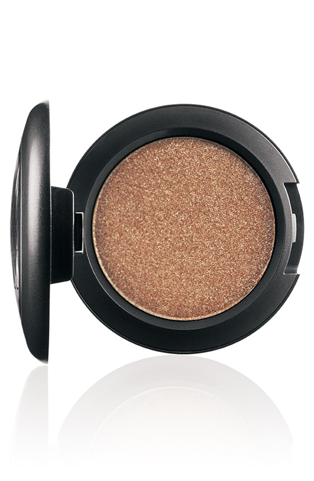 MAC Day Gleam Pressed Pigment