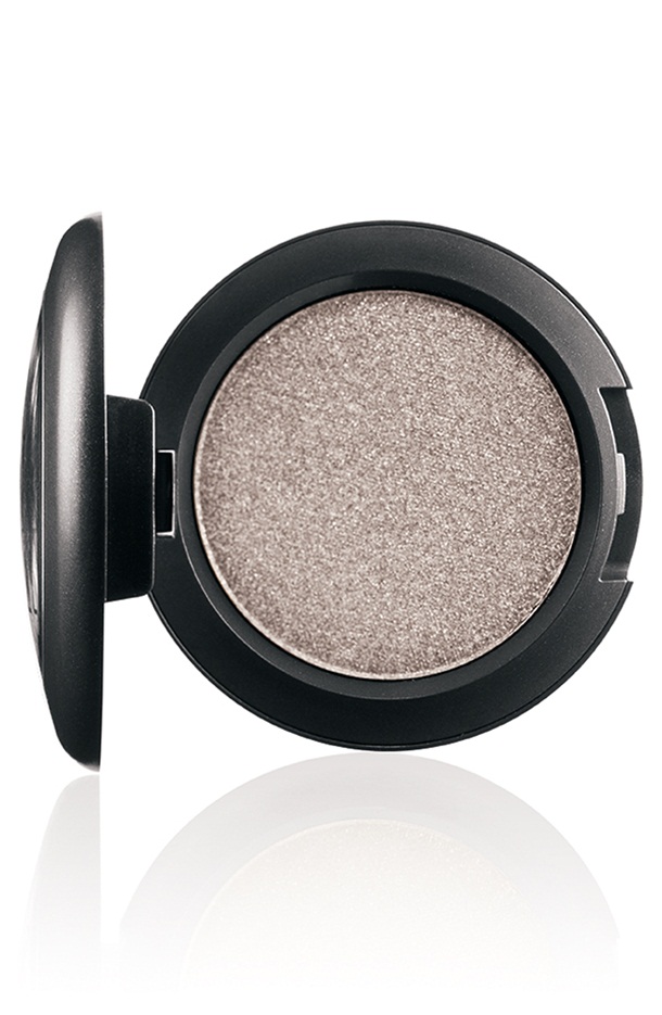 MAC Pressed Pigment Enlightening