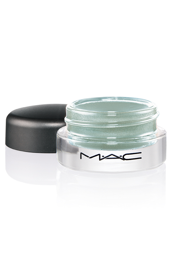 MAC Cleanwater Pro Longwear Paint Pot