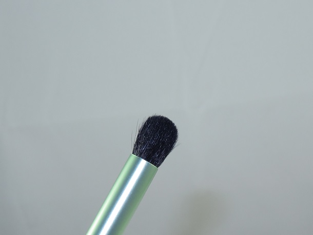 mally double ended brush