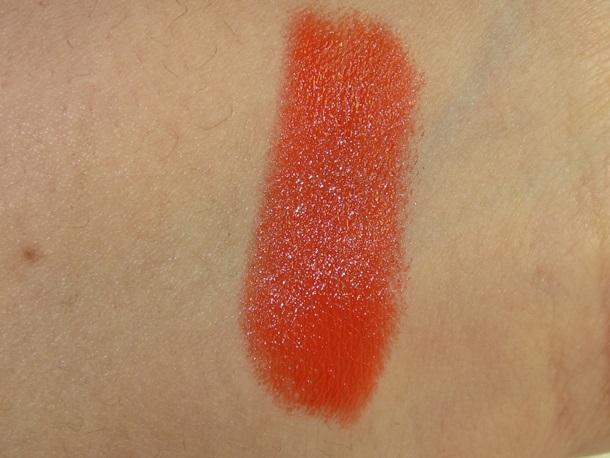Maybelline Tangy Tulip Color swatches