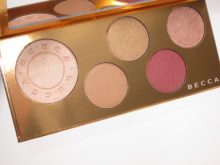 Becca Pop Goes the Glow Champagne Pop Face & Eye Palette